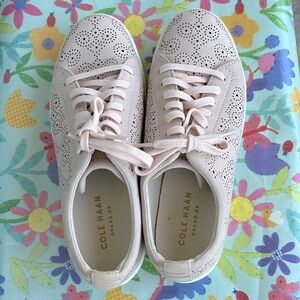Cole Haan Women's Pink Sneaker Shoes 8B  new without tag